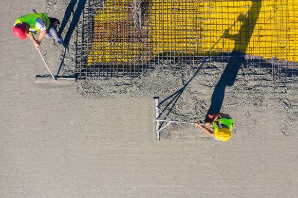 Best Commercial Concrete Contractor  in Shawnee Hills, OH